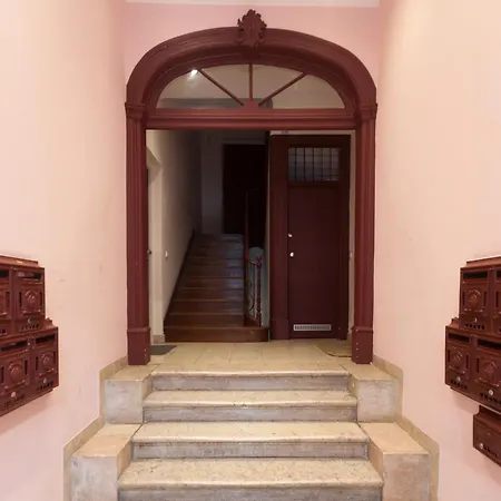 Flh Saldanha Spacious Apartament *